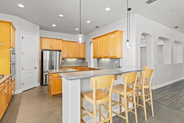 9290 Eagle Springs Pl, Roseville, CA 95747