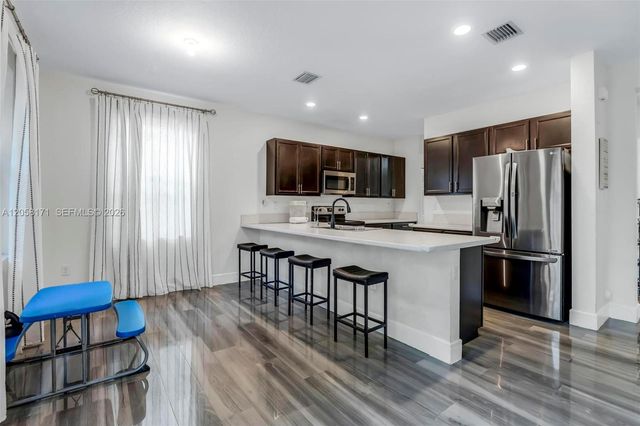 3506 W 106th Ter, Hialeah, FL 33018