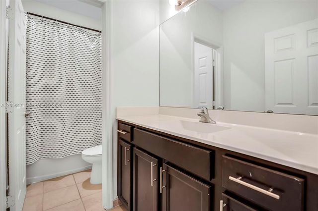 3506 W 106th Ter, Hialeah, FL 33018