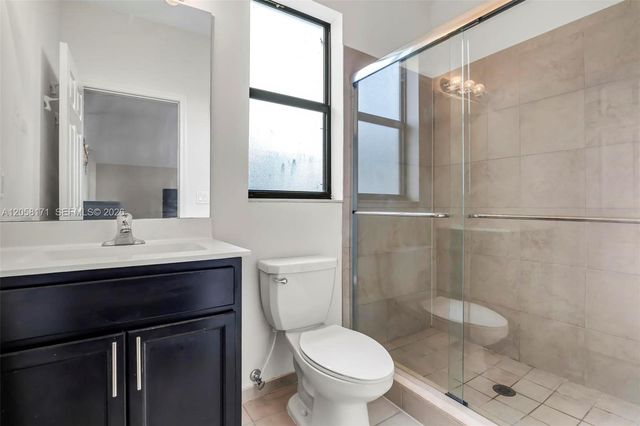 3506 W 106th Ter, Hialeah, FL 33018