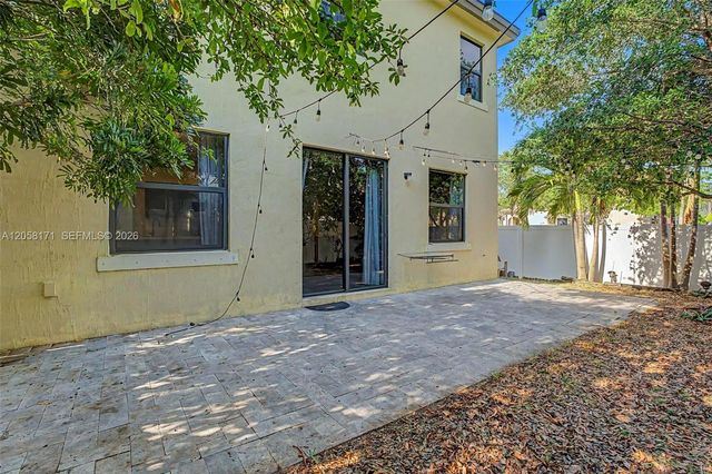 3506 W 106th Ter, Hialeah, FL 33018