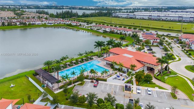 3506 W 106th Ter, Hialeah, FL 33018