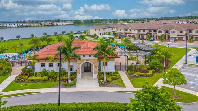 3506 W 106th Ter, Hialeah, FL 33018