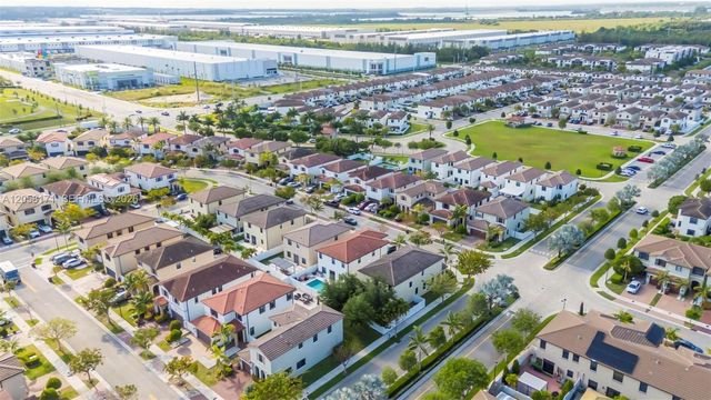 3506 W 106th Ter, Hialeah, FL 33018