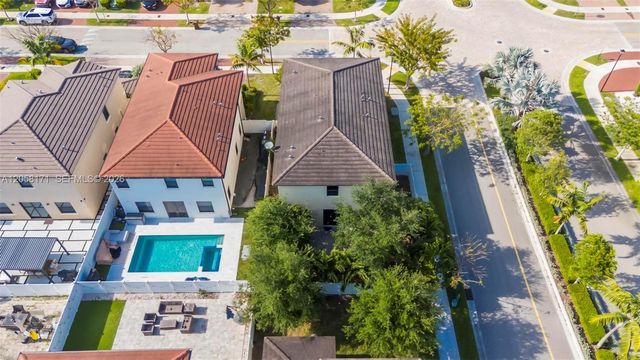 3506 W 106th Ter, Hialeah, FL 33018