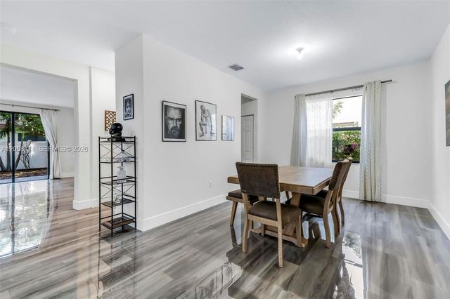 3506 W 106th Ter, Hialeah, FL 33018