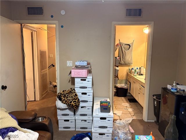 4488 Park View Drive, Las Vegas, NV 89104