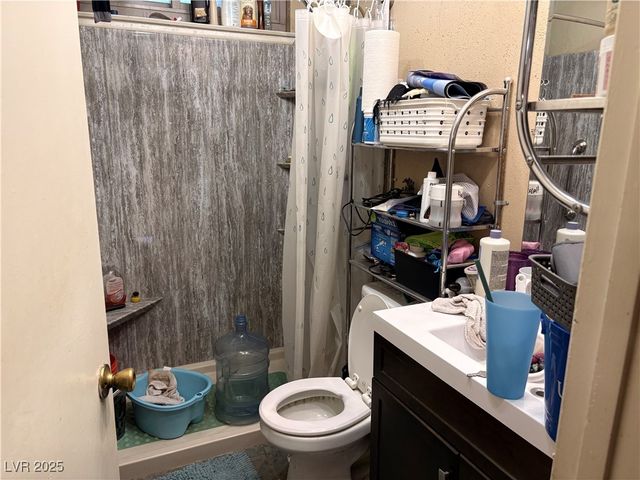 4488 Park View Drive, Las Vegas, NV 89104