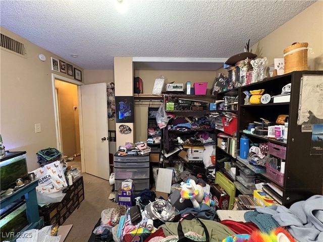 4488 Park View Drive, Las Vegas, NV 89104