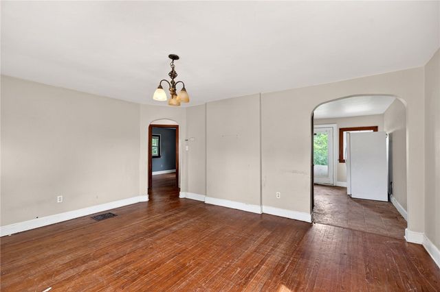 2005 Edgeworth Avenue, Harrison Twp, OH 45414