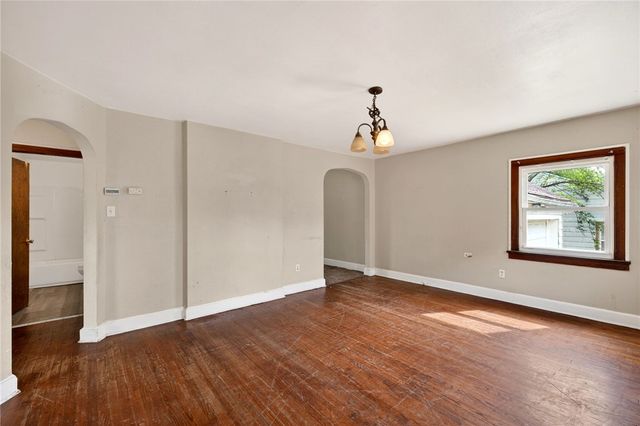 2005 Edgeworth Avenue, Harrison Twp, OH 45414