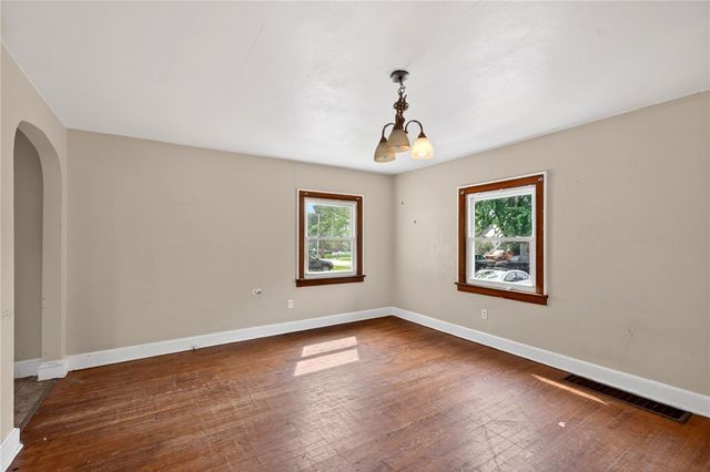 2005 Edgeworth Avenue, Harrison Twp, OH 45414