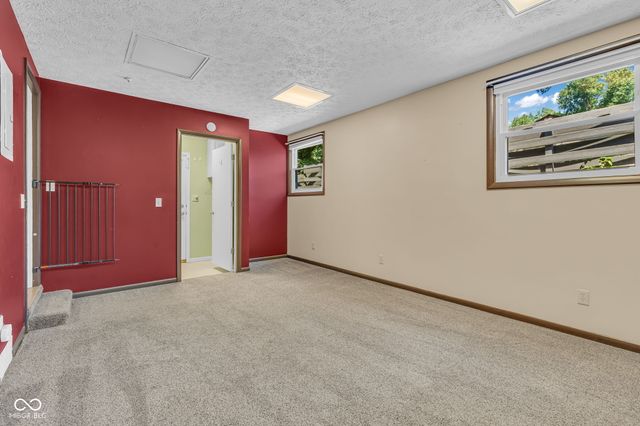 724 N US 231 Highway, Greencastle, IN 46135