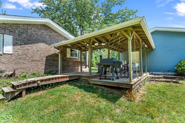 724 N US 231 Highway, Greencastle, IN 46135