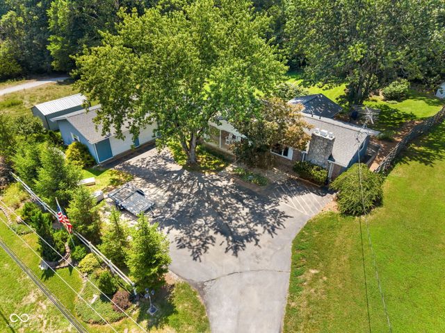 724 N US 231 Highway, Greencastle, IN 46135