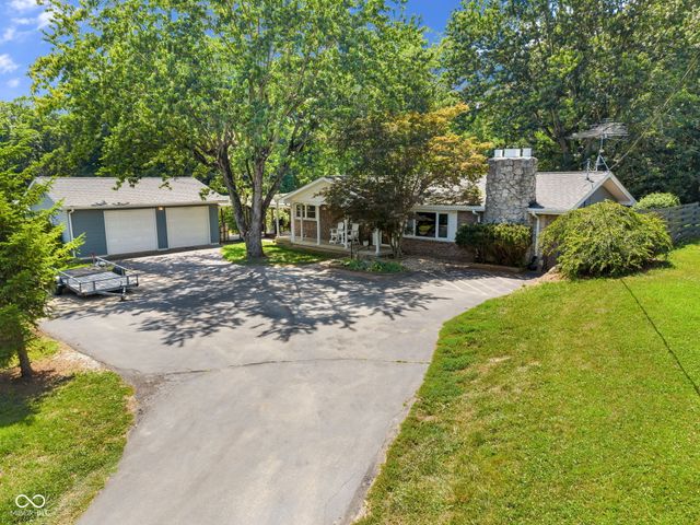 724 N US 231 Highway, Greencastle, IN 46135