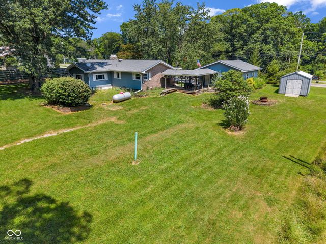724 N US 231 Highway, Greencastle, IN 46135