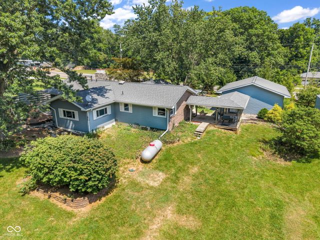 724 N US 231 Highway, Greencastle, IN 46135