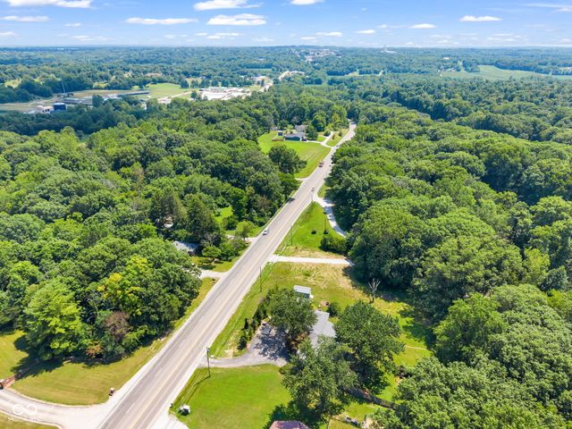 724 N US 231 Highway, Greencastle, IN 46135