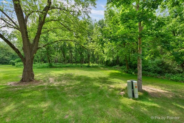 39203 Rangers Way, Antioch, IL 60002