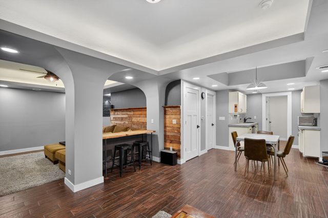 10277 NW 38th Street, Polk City, IA 50226