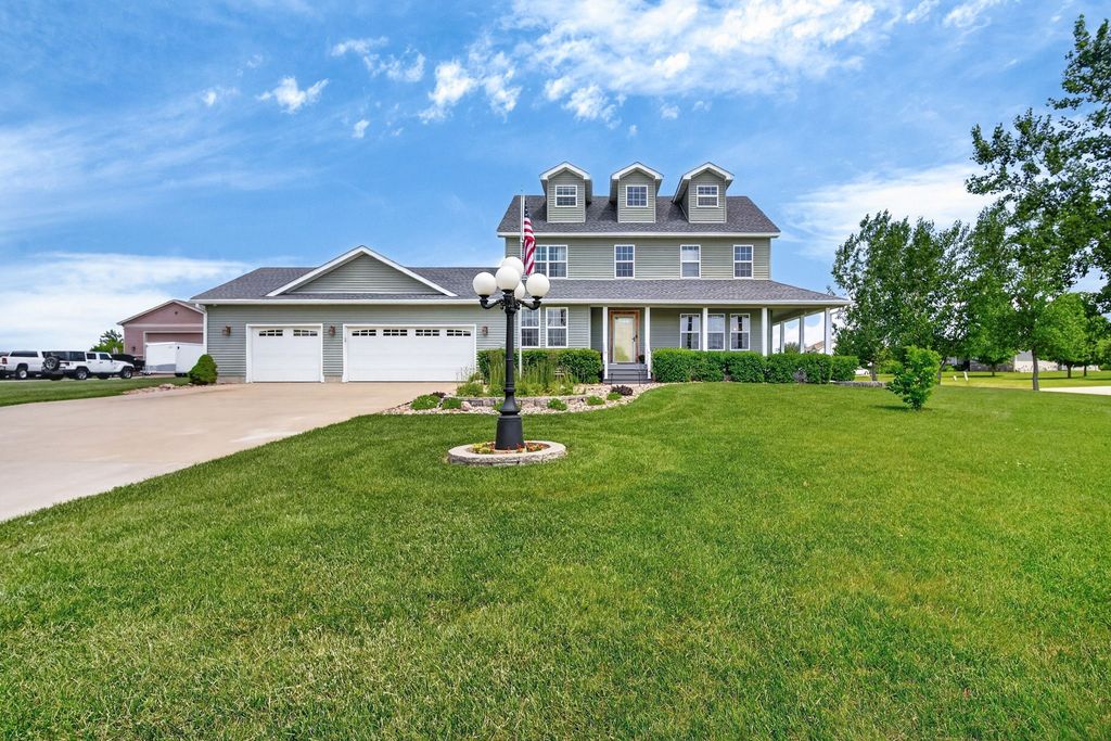10277 NW 38th Street, Polk City, IA 50226