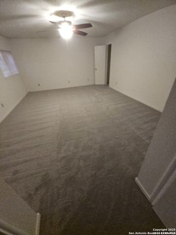 2117 Farmsville, San Antonio, TX 78245
