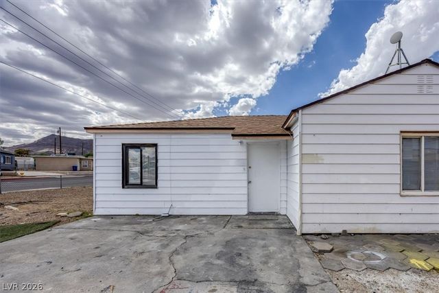 120 West Victory Road, Henderson, NV 89015