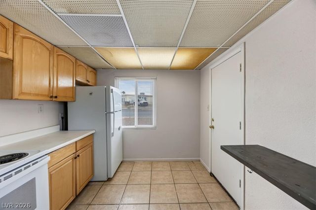 120 West Victory Road, Henderson, NV 89015