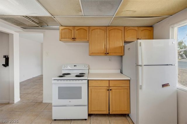 120 West Victory Road, Henderson, NV 89015
