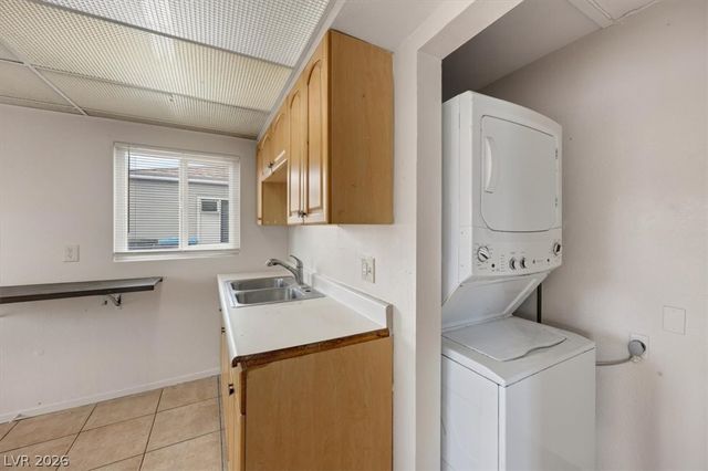 120 West Victory Road, Henderson, NV 89015