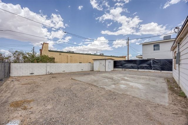 120 West Victory Road, Henderson, NV 89015