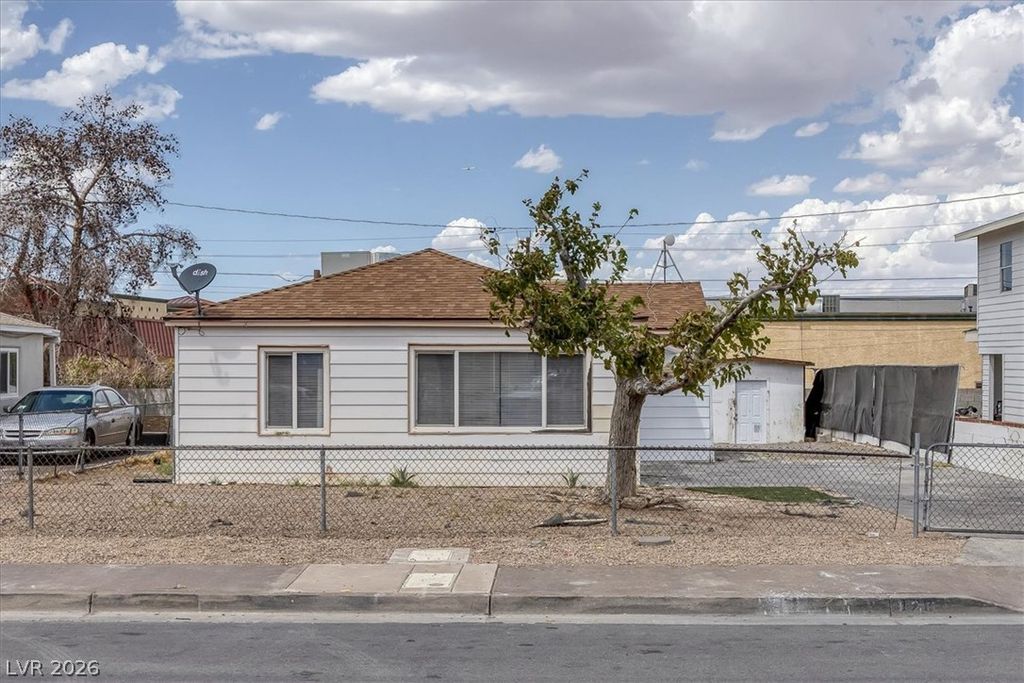 120 West Victory Road, Henderson, NV 89015