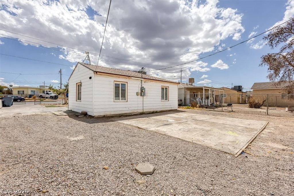 120 West Victory Road, Henderson, NV 89015 — photo 4