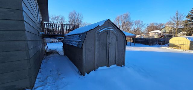 2808 81st Avenue N, Brooklyn Park, MN 55444