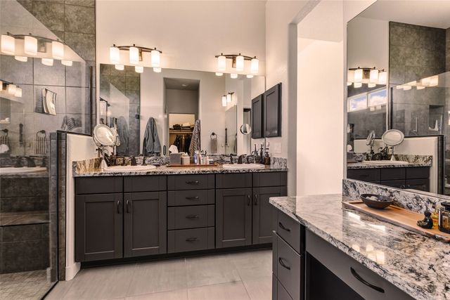 22 Via Summa, Santa Fe, NM 87507