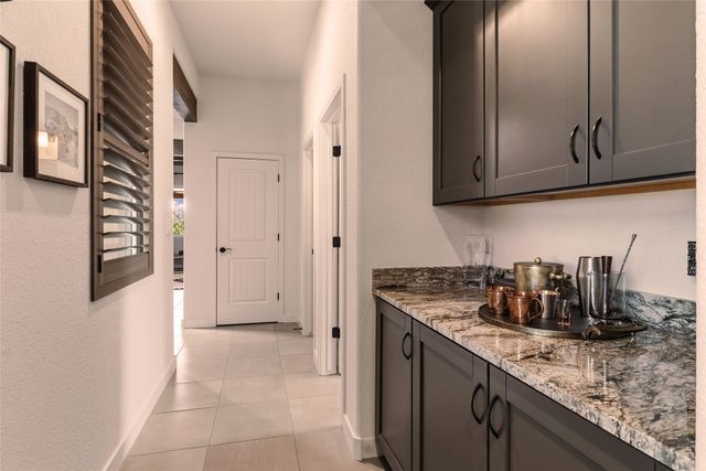 22 Via Summa, Santa Fe, NM 87507