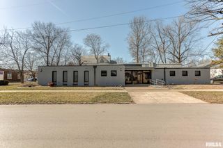 104 N PINE Street, Centralia, IL 62801