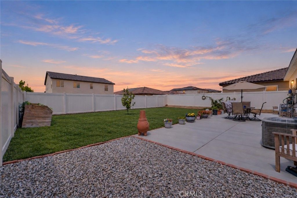 25913 Hollow Point Court, Homeland, CA 92548 — photo 2