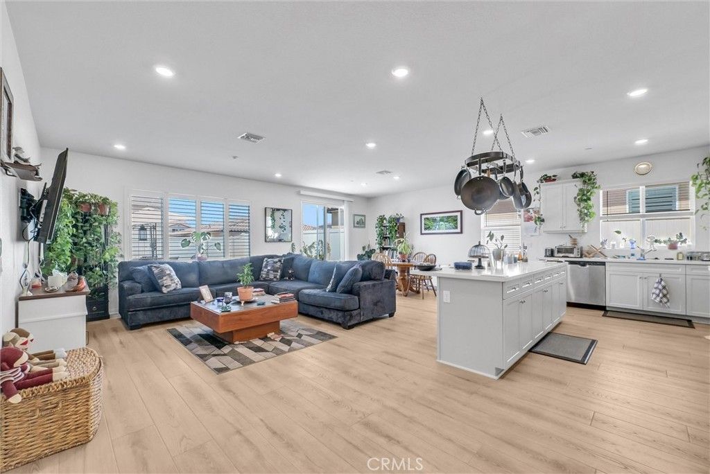 25913 Hollow Point Court, Homeland, CA 92548 — photo 5
