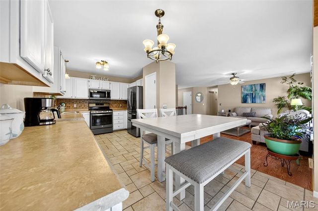 2118 Birchwood Drive, Barnhart, MO 63012