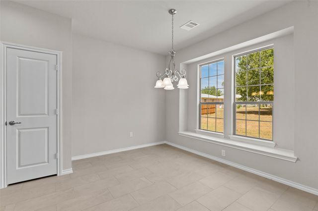 1203 Anthony, Gainesville, TX 76240