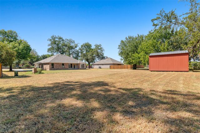 1203 Anthony, Gainesville, TX 76240