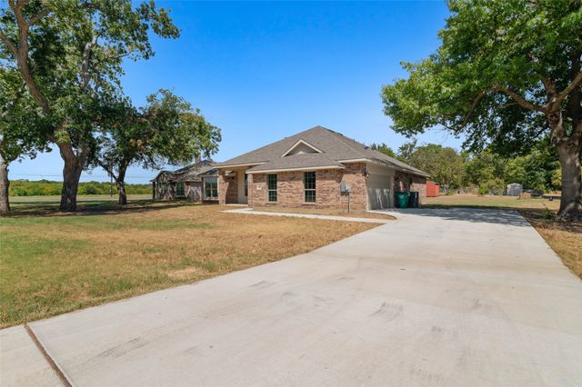 1203 Anthony, Gainesville, TX 76240