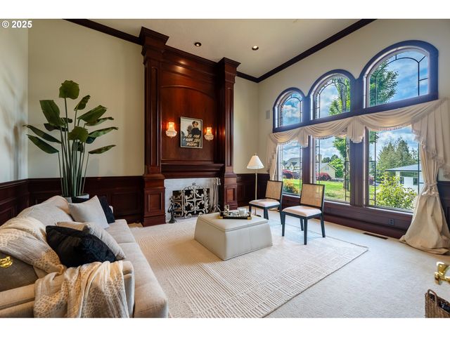 20417 Sw INGLIS Dr, Beaverton, OR 97007