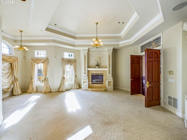 20417 Sw INGLIS Dr, Beaverton, OR 97007