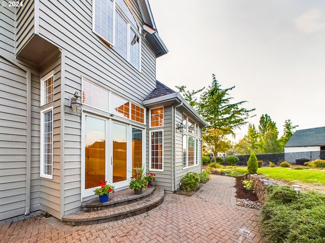 20417 Sw INGLIS Dr, Beaverton, OR 97007