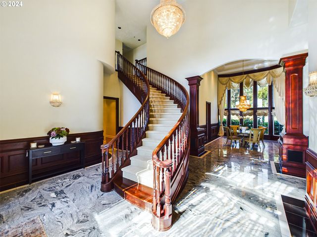 20417 Sw INGLIS Dr, Beaverton, OR 97007