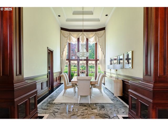 20417 Sw INGLIS Dr, Beaverton, OR 97007