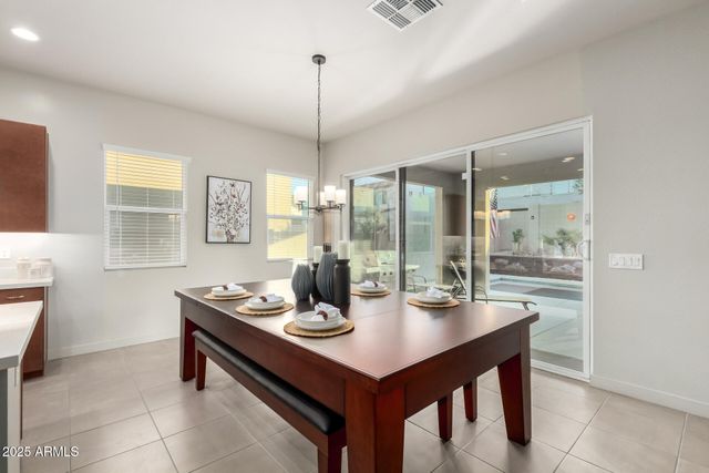 1115 E PASEO Way, Phoenix, AZ 85042